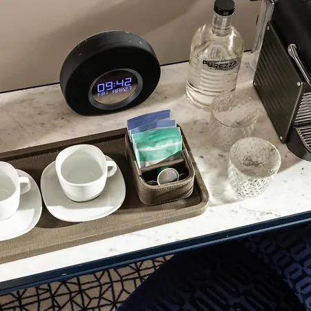Le 10 Bis Hotel
