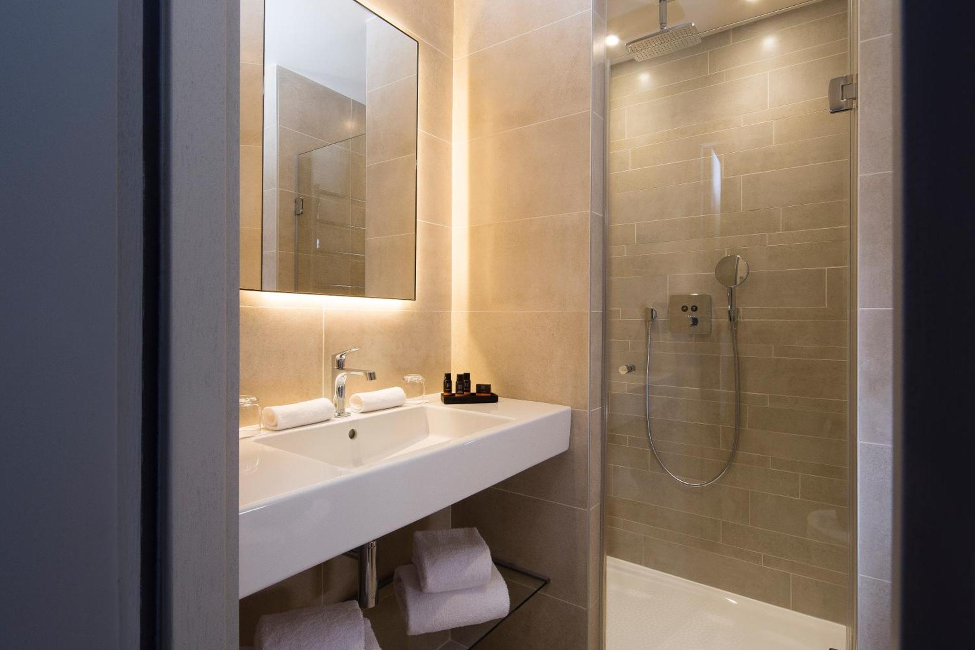 Hotel Le 10 Bis Hotel Paris